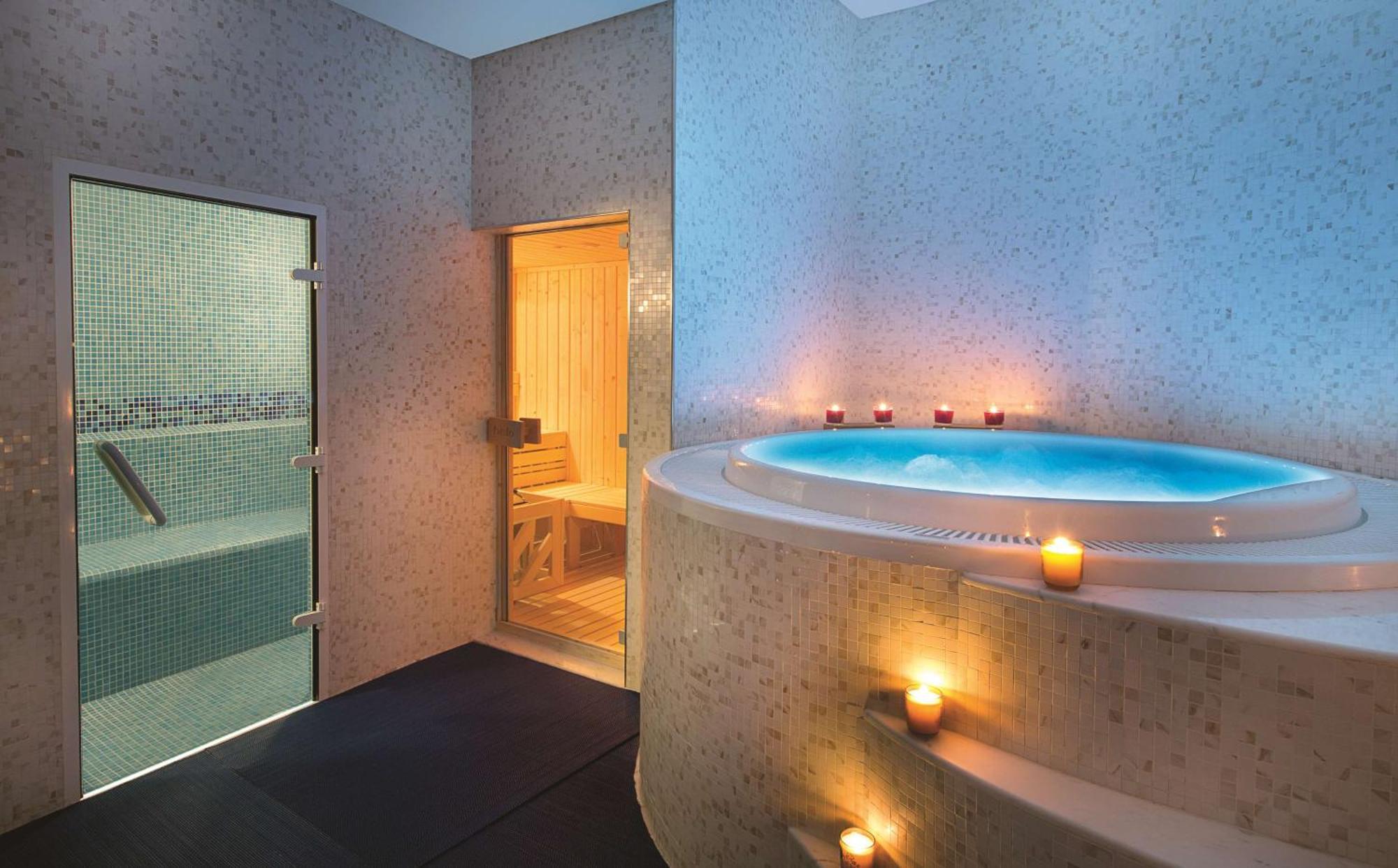 Doubletree By Hilton Old Town Doha